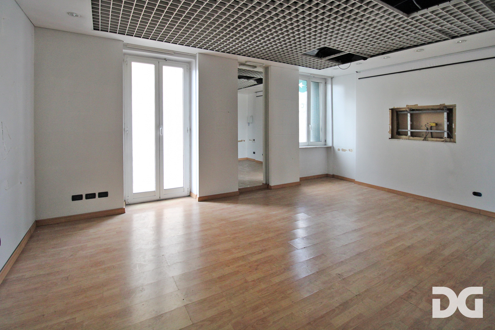 Immobiliare Del Guasta CENTRO – LARGO ARCHIMEDE UFFICIO MQ. 334 