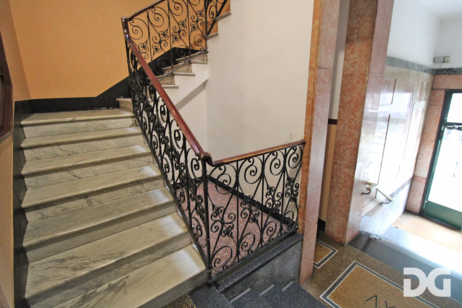 Immobiliare Del Guasta CENTRO – LARGO ARCHIMEDE UFFICIO MQ. 334 