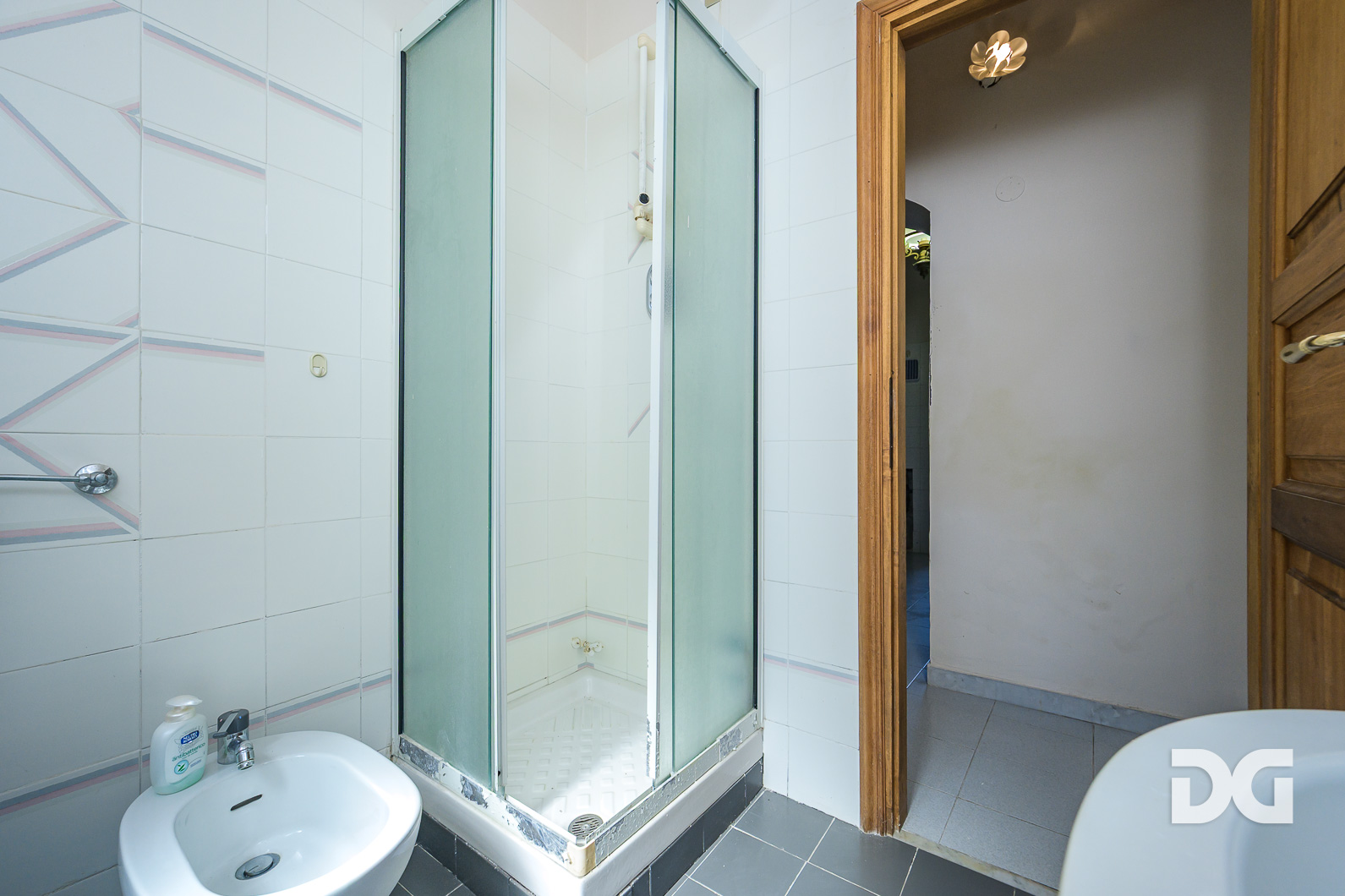 Immobiliare Del Guasta ALBISSOLA MARINA – VIA LUCCOLI IN VILLA – MQ. 110 CON GRANDE GIARDINO 