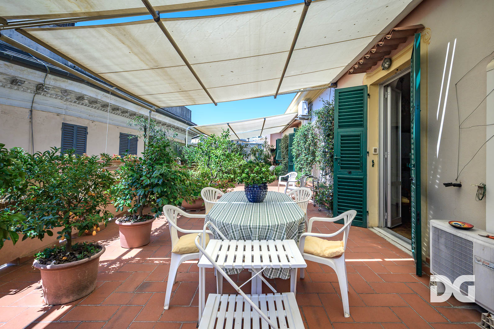 Immobiliare Del Guasta GROPALLO ADIACENZE – NUDA PROPRIETA’ - USUFRUTTUARIA 89 ANNI - ATTICO MQ. 115 GRANDE TERRAZZO 