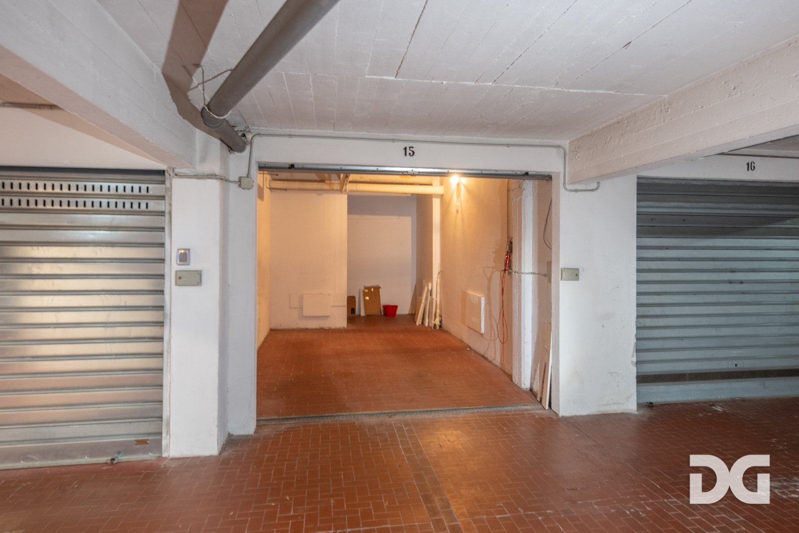 Immobiliare Del Guasta ALBARO – VIA RIESE ELEGANTI MQ. 138 CON MANSARDA VIVIBILE E BOX 