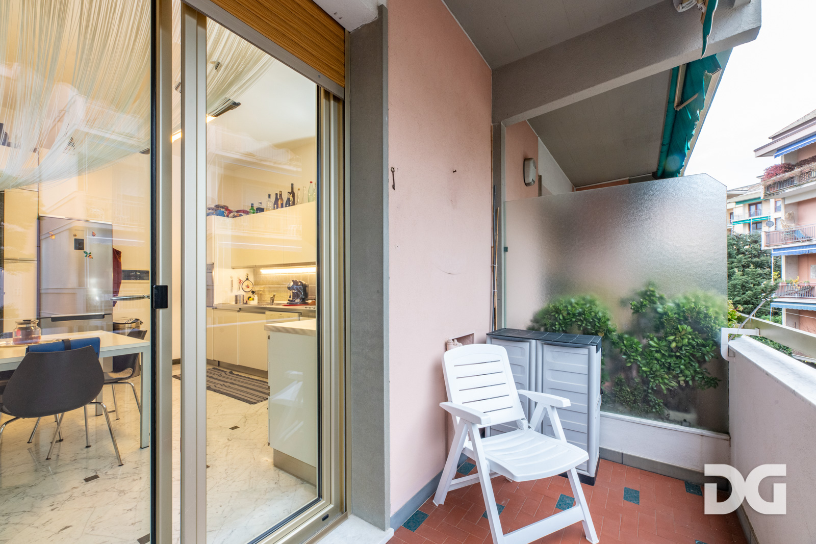 Immobiliare Del Guasta ALBARO – VIA RIESE ELEGANTI MQ. 138 CON MANSARDA VIVIBILE E BOX 