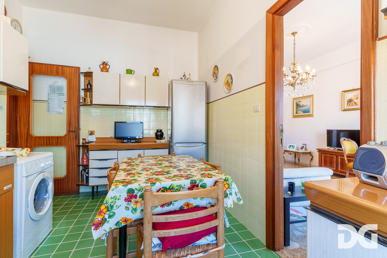 Immobiliare Del Guasta SESTRI PONENTE – VIA RAVASCHIO LUMINOSI MQ. 71 