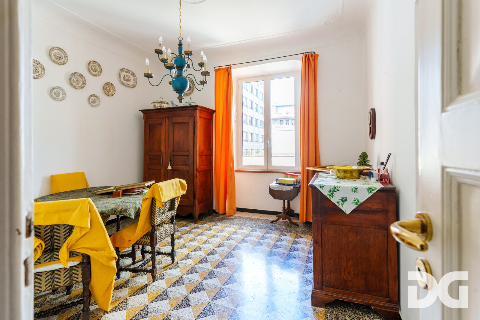 Immobiliare Del Guasta CENTRO – VIA COLOMBO ORDINATI MQ.177 