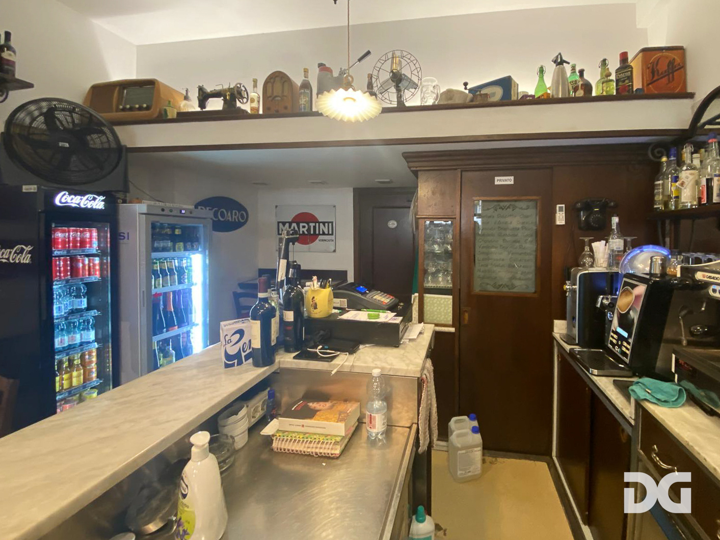 Immobiliare Del Guasta QUADRILATERO – ATTIVITA’ BAR/RISTORAZIONE