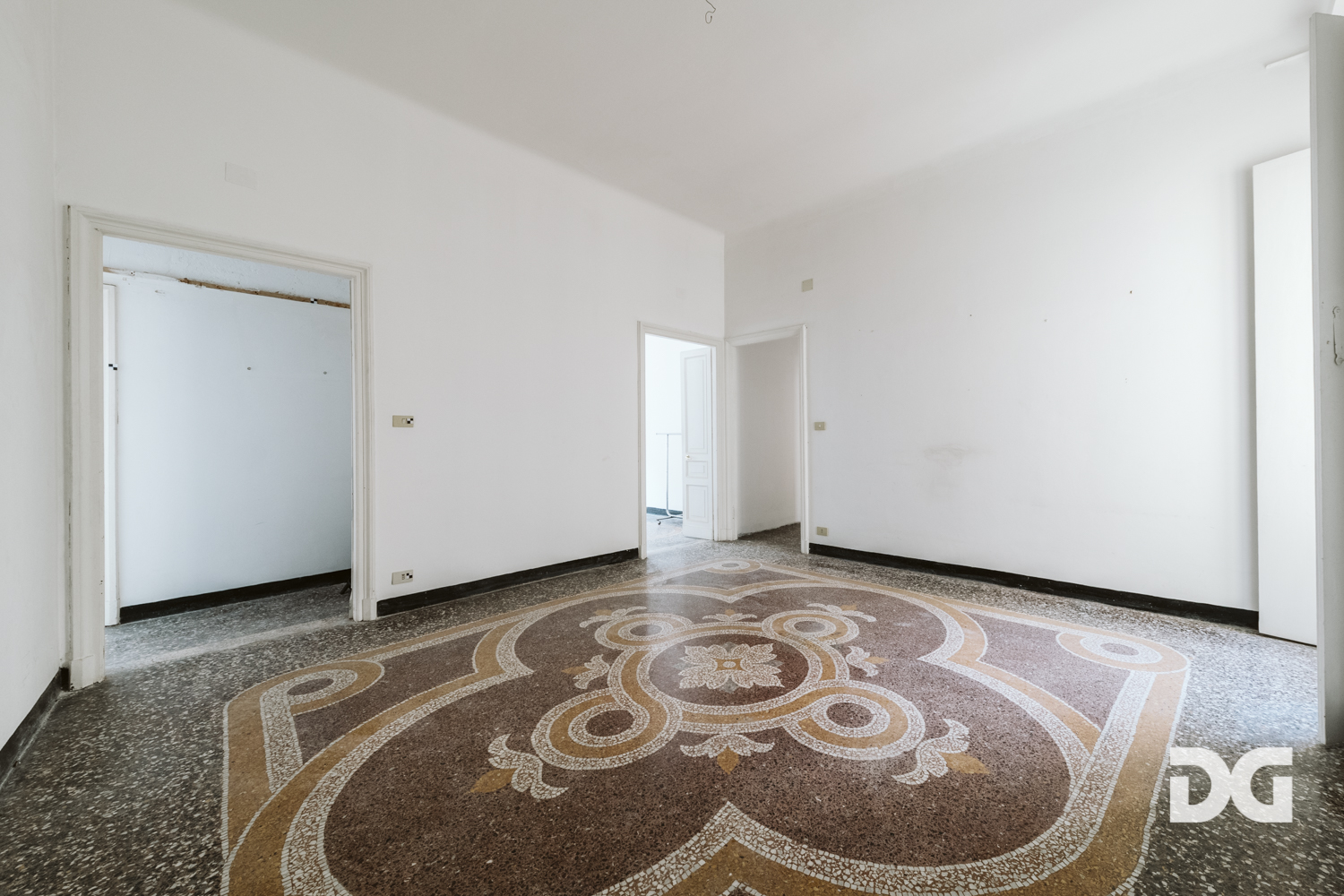 Immobiliare Del Guasta FOCE VIA CIPRO – ORDINATI E LUMINOSI MQ. 120 