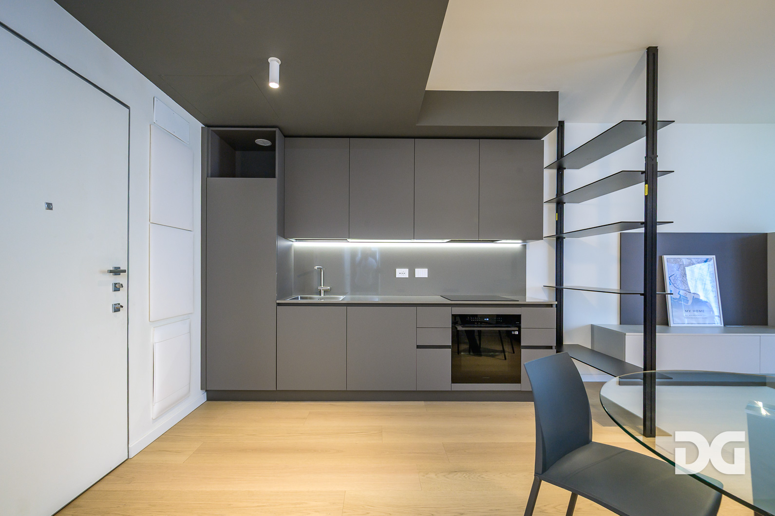 Immobiliare Del Guasta WATERFRONT DI LEVANTE – ARREDATI MQ. 64 CON TERRAZZO E POSTO AUTO 