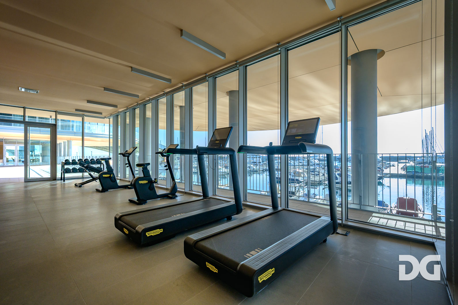 Immobiliare Del Guasta WATERFRONT DI LEVANTE – ARREDATI MQ. 64 CON TERRAZZO E POSTO AUTO 