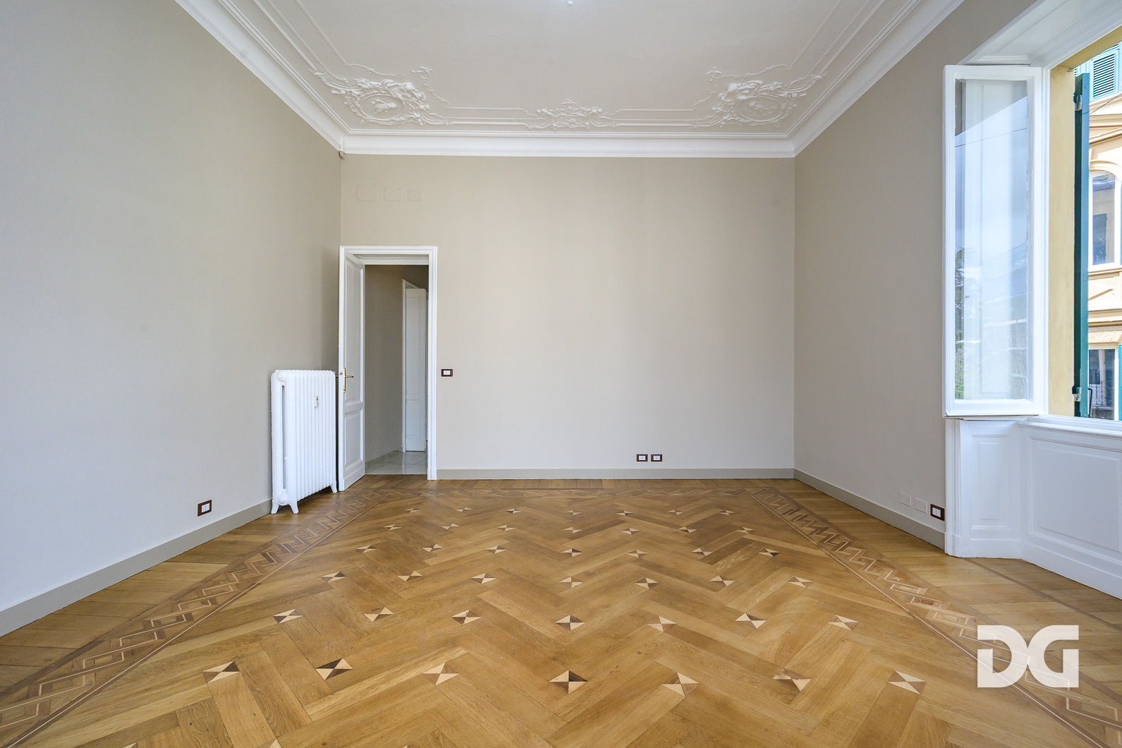 Immobiliare Del Guasta PIAZZA MANIN – RISTRUTTURATI MQ. 145 PENULTIMO PIANO 