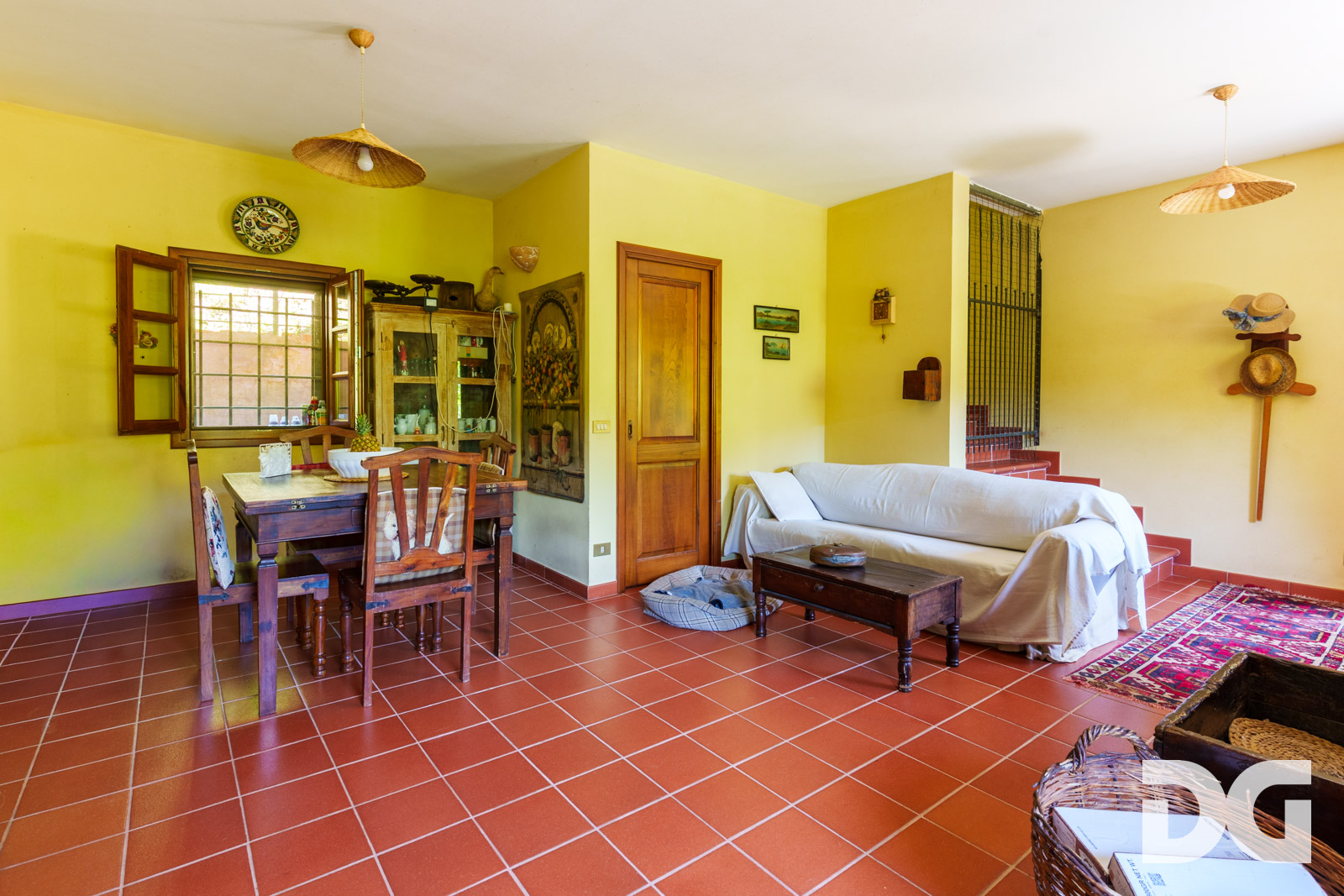 Immobiliare Del Guasta PEGLI – VILLETTA INDIPENDENTE BILIVELLO MQ.139 CON AMPIO TERRENO 