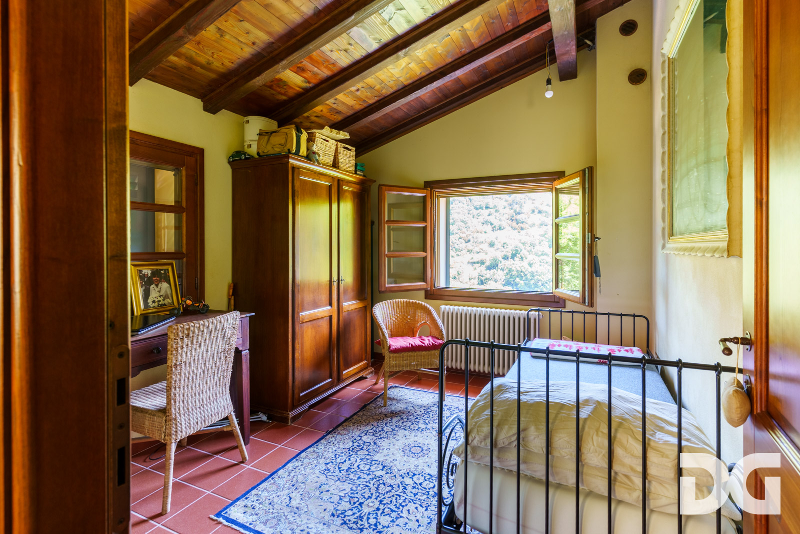 Immobiliare Del Guasta PEGLI – VILLETTA INDIPENDENTE BILIVELLO MQ.139 CON AMPIO TERRENO 