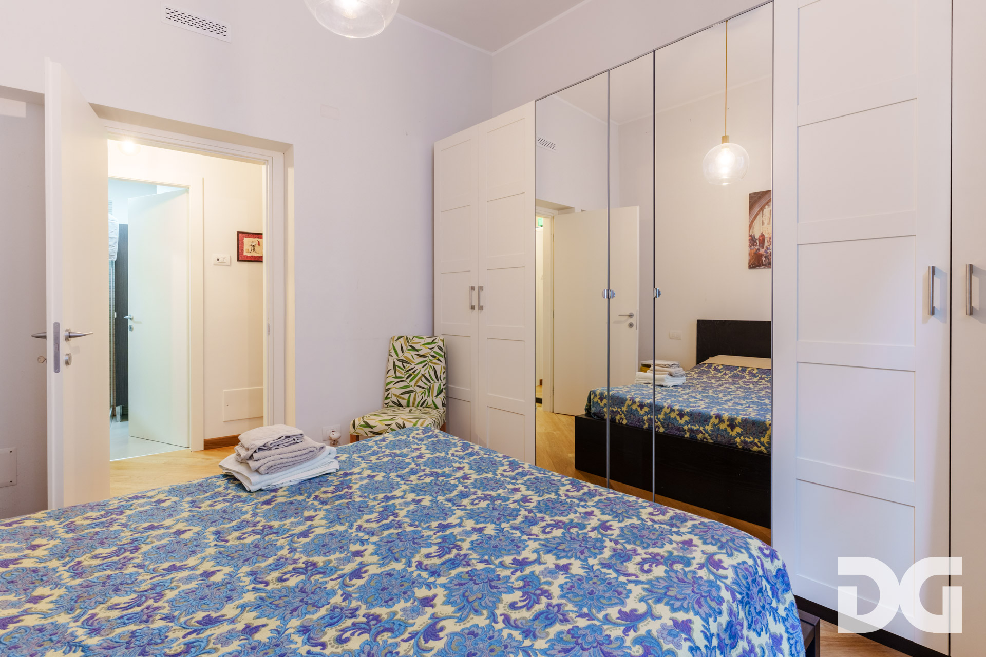 Immobiliare Del Guasta CENTRO STORICO – AD. PIAZZA BANCHI RISTRUTTURATI MQ. 51 