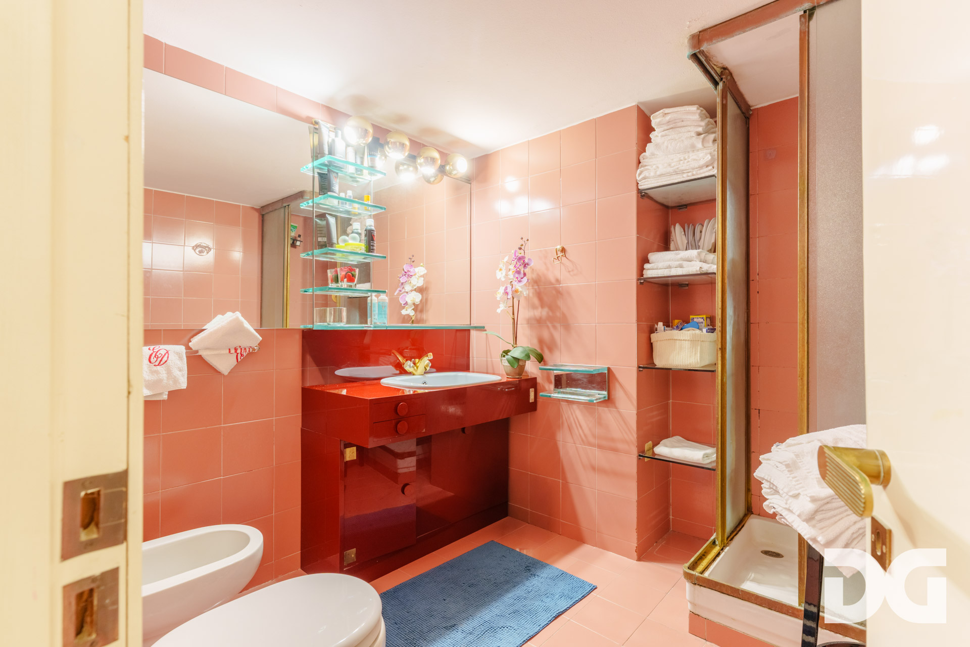 Immobiliare Del Guasta NERVI – VIA CAPOUNGO RESIDENCE EDEN PERFETTI MQ.63 CON PARCO E PISCINA 