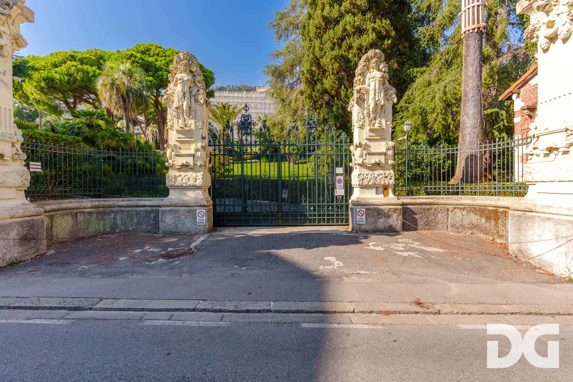 Immobiliare Del Guasta NERVI – VIA CAPOUNGO RESIDENCE EDEN PERFETTI MQ.63 CON PARCO E PISCINA 