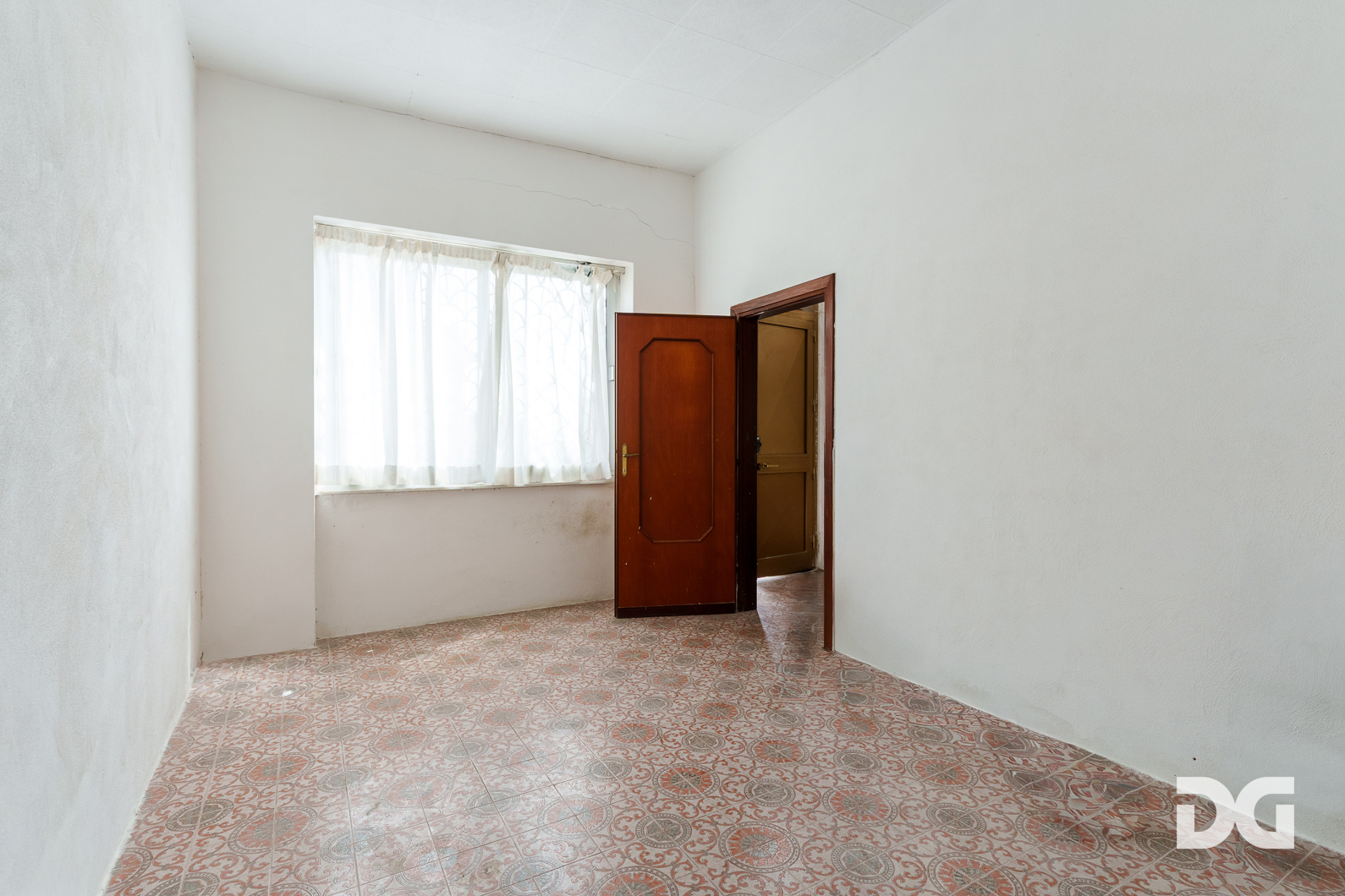 Immobiliare Del Guasta PEGLI – VIALE MODUGNO VILLA PANORAMICA MQ.337 CON GIARDINO E POSTI AUTO