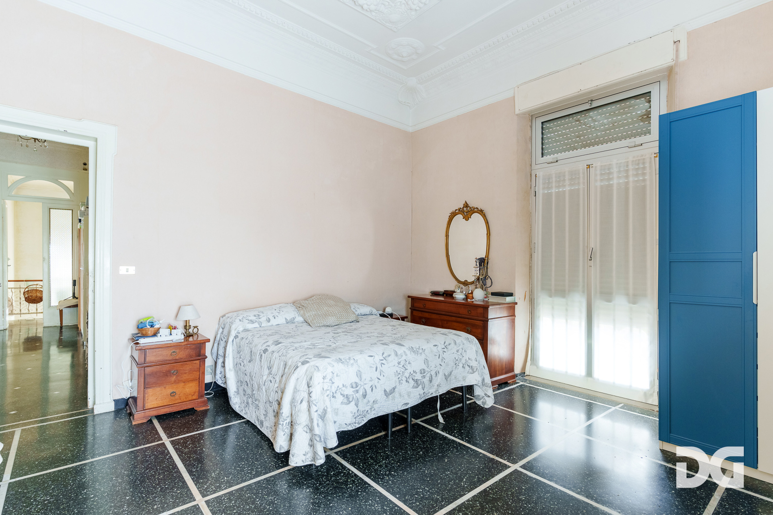 Immobiliare Del Guasta PEGLI – VIALE MODUGNO VILLA PANORAMICA MQ.337 CON GIARDINO E POSTI AUTO