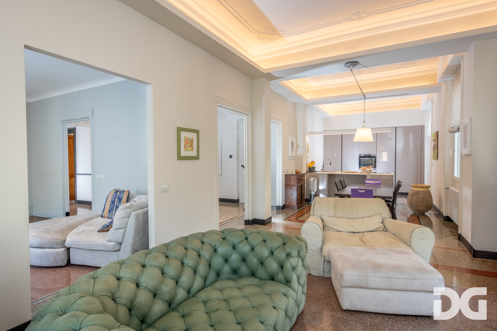 Immobiliare Del Guasta CARIGNANO – C.SO MENTANA PRESTIGIOSI MQ. 240 ULTRARIFINITI 