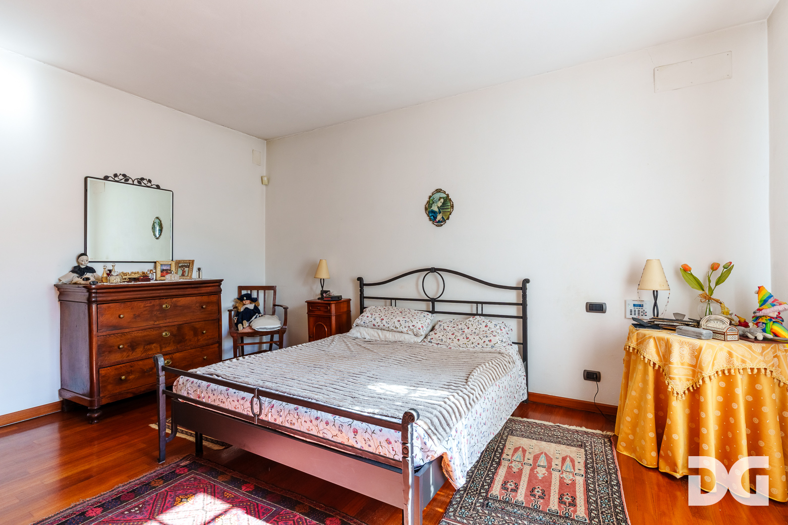 Immobiliare Del Guasta ISOLA DEL CANTONE – VIA DRITTA VILLA INDIPENDENTE MQ.360 CON AMPIO GIARDINO 