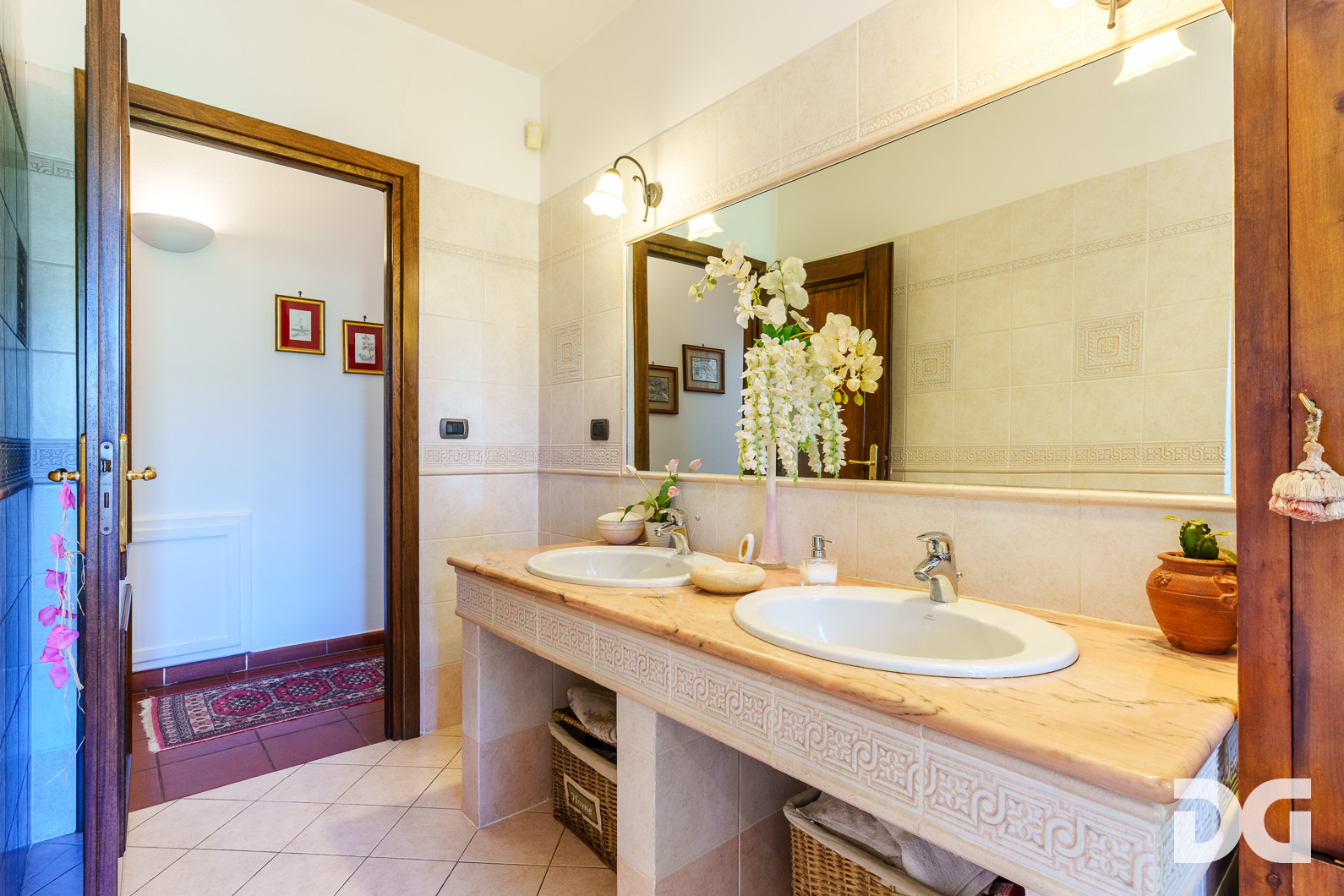 Immobiliare Del Guasta ISOLA DEL CANTONE – VIA DRITTA VILLA INDIPENDENTE MQ.360 CON AMPIO GIARDINO 