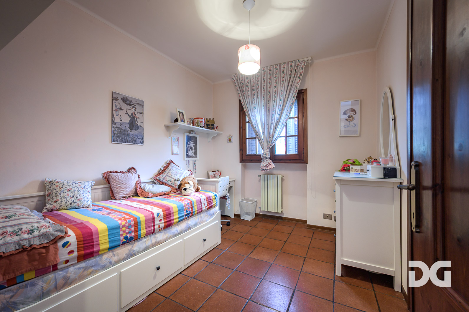 Immobiliare Del Guasta GAVI-MALVICINA – VILLA TRIPIANO MQ. 262 CON GIARDINO E BOX 